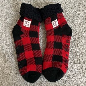 DearFoam Fuzzy Socks